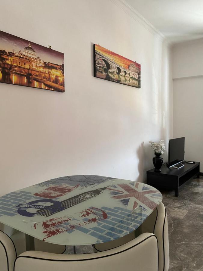 Sognando Roma Appartamento Turistico ภายนอก รูปภาพ